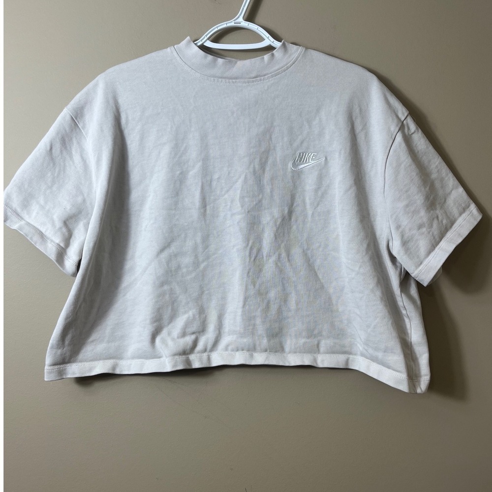 Nike Sportswear Essential Crop Top XL Beige Mock Neck Boxy Tee Streetwear